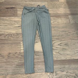 Cinched Booty-lifting Leggings 💕